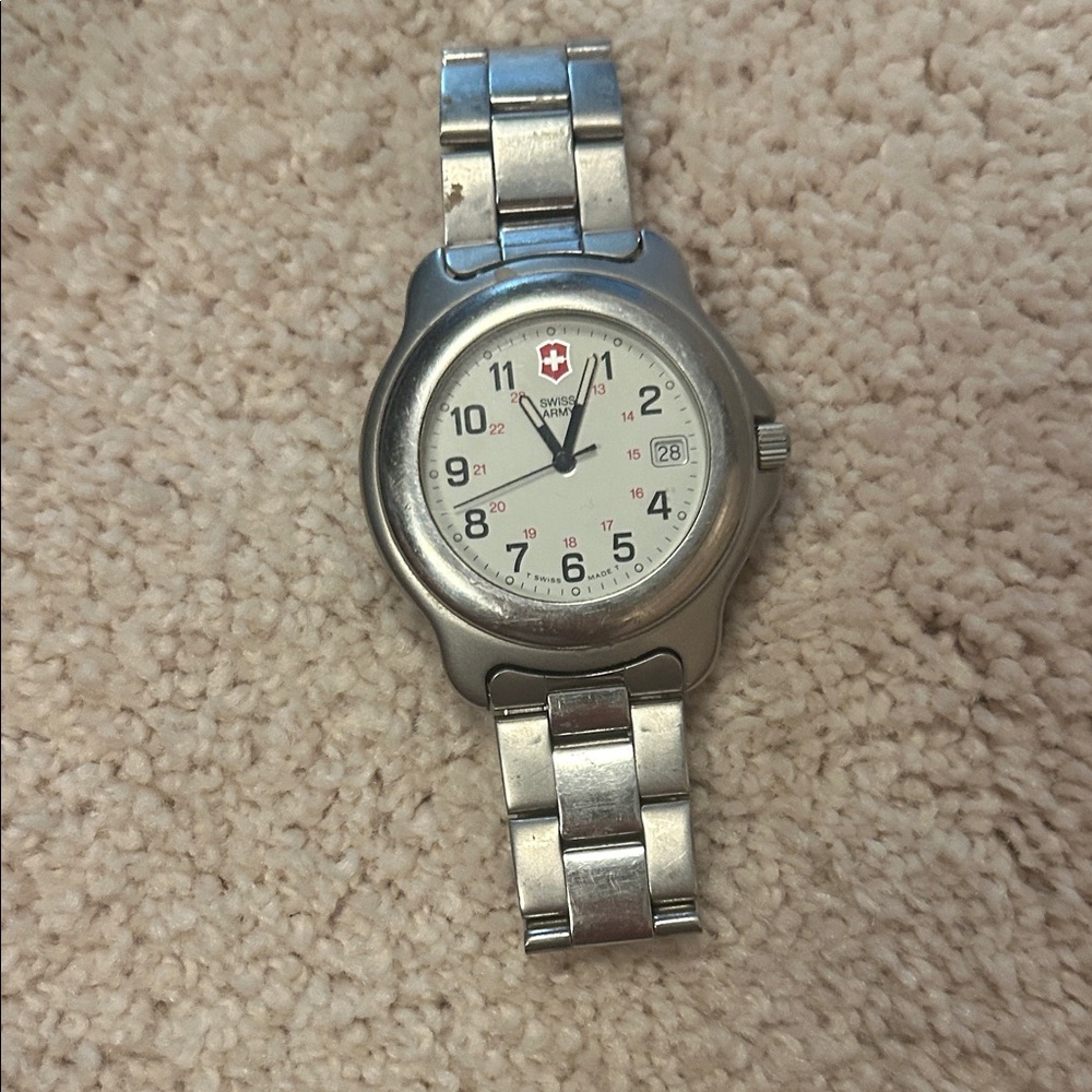 SwissGear Silver Men's Watch